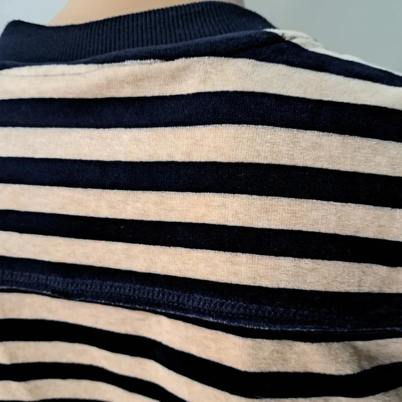 Calvin Klein velour top - Picture 7 of 10